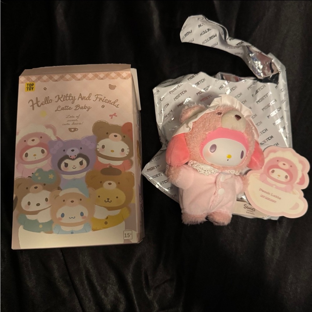 Hello kitty & friends latte baby blind box plush pendant- Peach latte my melody